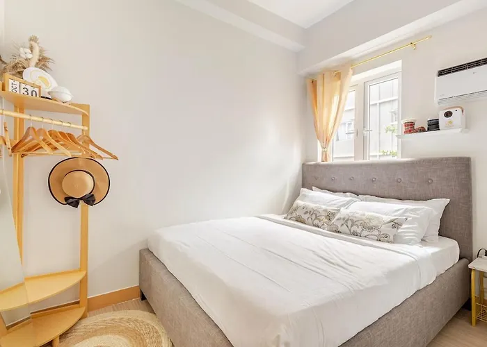 2br Fully Furnished Trees Residences Near Sm Fairview With Netflix And Karaoke Apartment Manila