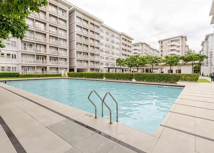 2br Fully Furnished Trees Residences Near Sm Fairview With Netflix And Karaoke Apartment Manila